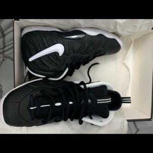 Nike little posite pro